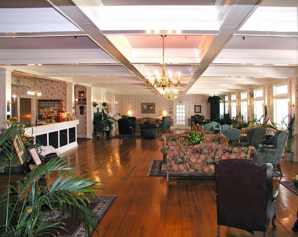 Lakeside Inn On Lake Dora Mount Dora Exterior photo